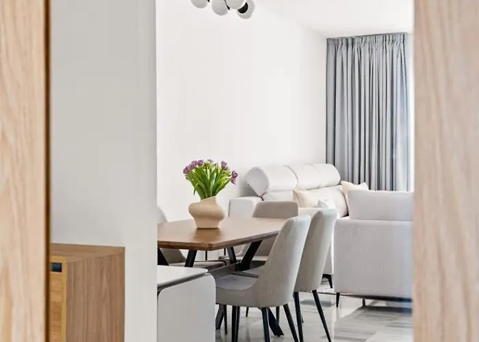 Domillion 2bdr 2bath Lomas33 Cabopino Golf *