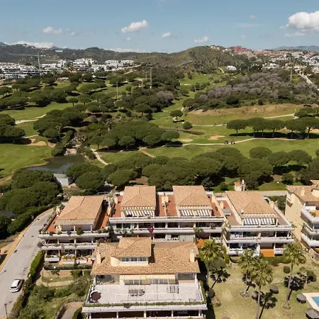 Domillion 2bdr 2bath Lomas33 Cabopino Golf Marbella