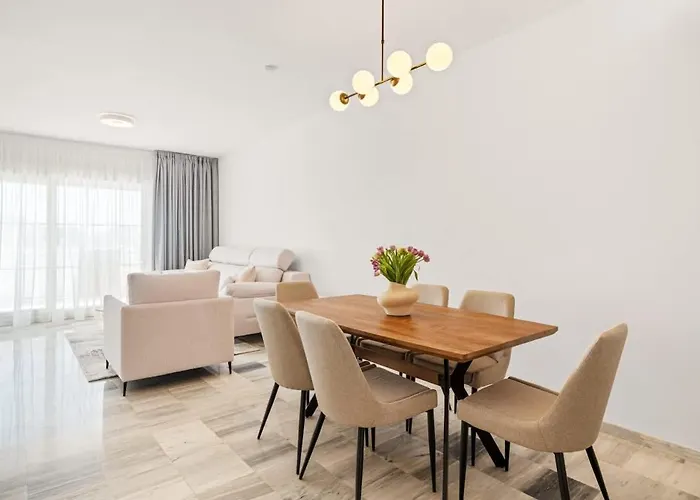 Domillion 2bdr 2bath Lomas33 Cabopino Golf Apartament Marbella