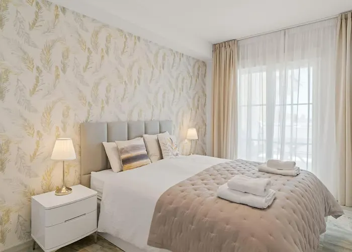 Domillion 2bdr 2bath Lomas33 Cabopino Golf Apartman Marbella