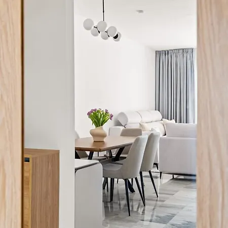 Domillion 2bdr 2bath Lomas33 Cabopino Golf *